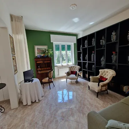 Gemstone Colors Flat Apartment *